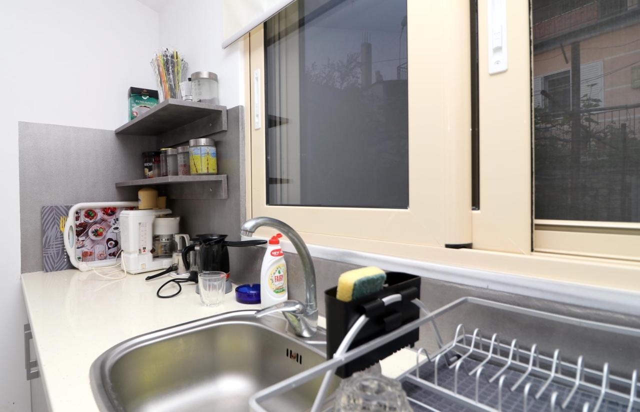 Ildora Qimon Apartment Himare Exterior foto