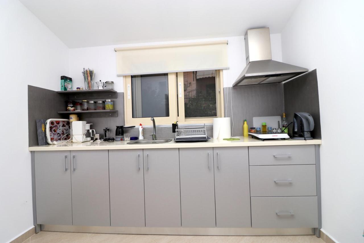 Ildora Qimon Apartment Himare Exterior foto